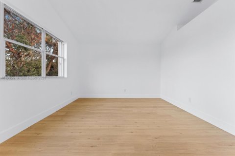 Купить виллу или дом в Коконат Крик, Флорида 4 спальни, 188.22м2, № 1995146 - фото 27