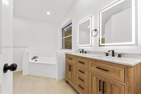 Купить виллу или дом в Коконат Крик, Флорида 4 спальни, 188.22м2, № 1995146 - фото 23