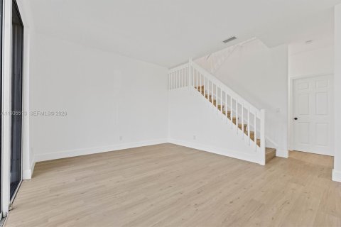 Купить виллу или дом в Коконат Крик, Флорида 4 спальни, 188.22м2, № 1995146 - фото 18