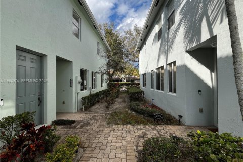 Купить таунхаус в Ривьера-Бич, Флорида 5 комнат, 111.39м2, № 2026452 - фото 2