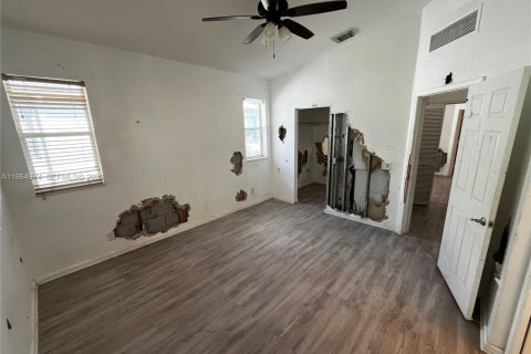 Купить таунхаус в Ривьера-Бич, Флорида 5 комнат, 111.39м2, № 2026452 - фото 21