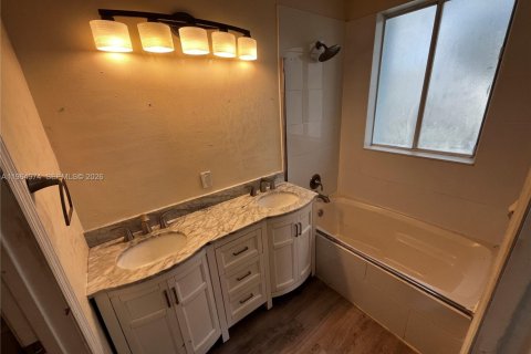 Купить таунхаус в Ривьера-Бич, Флорида 5 комнат, 111.39м2, № 2026452 - фото 23