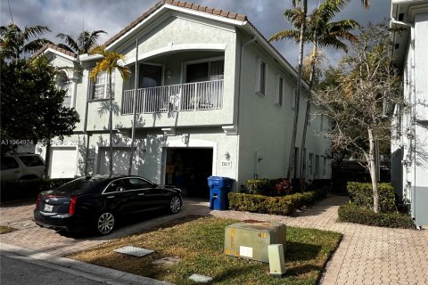 Купить таунхаус в Ривьера-Бич, Флорида 5 комнат, 111.39м2, № 2026452 - фото 4