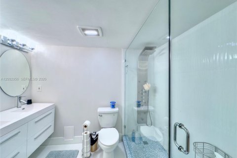 Снять в аренду кондоминиум в Халландейл-Бич, Флорида 2 спальни, 115.94м2, № 2066448 - фото 13