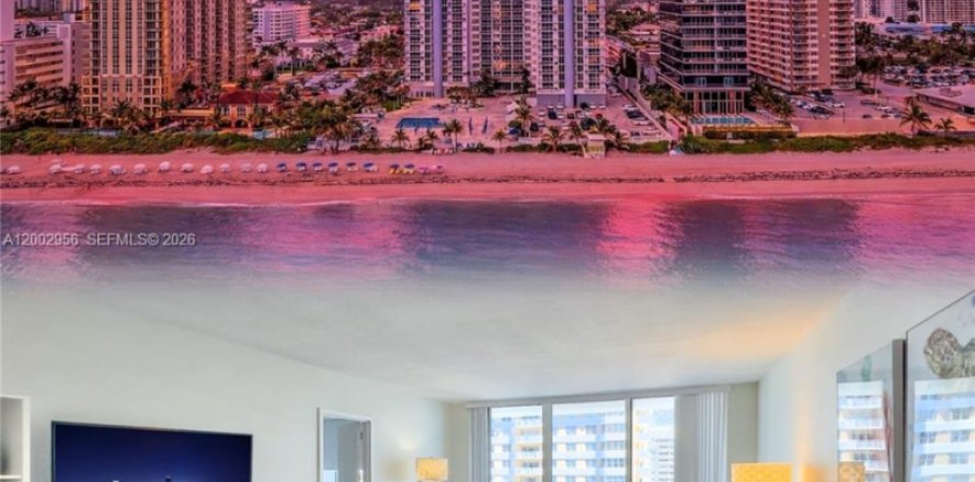 Кондоминиум с 2 спальнями в Халландейл-Бич, Флорида № 2066448