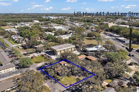 Propiedad comercial en alquiler en Leesburg, Florida, 187.01 m2 № 1581924 - foto 2