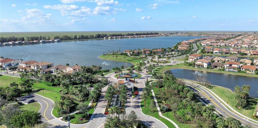 Villa ou maison à Parkland, Floride 5 chambres, 499.16 m2 № 998673