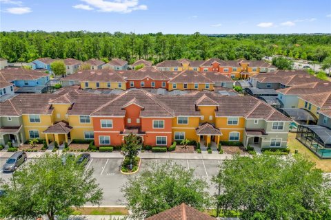 Adosado en alquiler en Kissimmee, Florida, 4 dormitorios, 176.7 m2 № 2119155 - foto 3