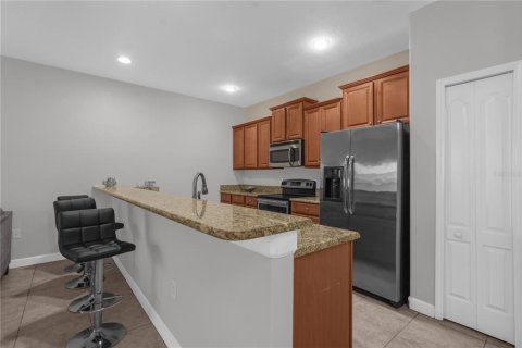 Adosado en alquiler en Kissimmee, Florida, 4 dormitorios, 176.7 m2 № 2119155 - foto 8