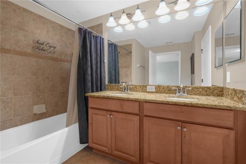 Adosado en alquiler en Kissimmee, Florida, 4 dormitorios, 176.7 m2 № 2119155 - foto 15