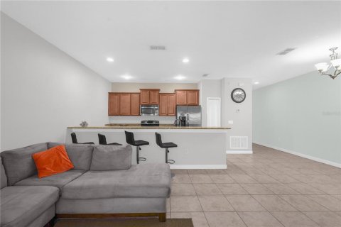 Adosado en alquiler en Kissimmee, Florida, 4 dormitorios, 176.7 m2 № 2119155 - foto 7