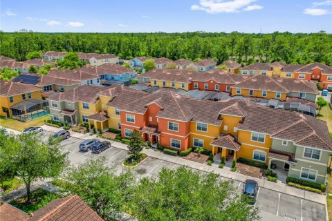 Adosado en alquiler en Kissimmee, Florida, 4 dormitorios, 176.7 m2 № 2119155 - foto 2