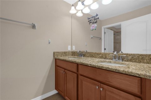 Adosado en alquiler en Kissimmee, Florida, 4 dormitorios, 176.7 m2 № 2119155 - foto 21