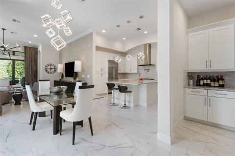 Villa ou maison à vendre à Orlando, Floride: 4 chambres, 363.34 m2 № 1769083 - photo 6