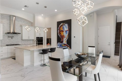 Villa ou maison à vendre à Orlando, Floride: 4 chambres, 363.34 m2 № 1769083 - photo 10