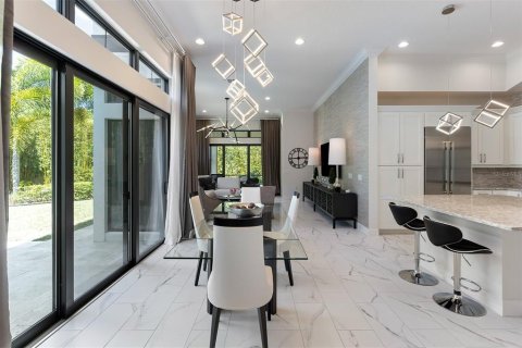 Villa ou maison à vendre à Orlando, Floride: 4 chambres, 363.34 m2 № 1769083 - photo 5