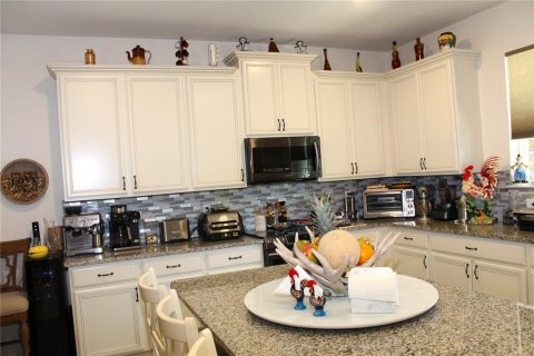 Townhouse in Windermere, Florida 3 bedrooms, 197.7 sq.m. № 1719544 - photo 10