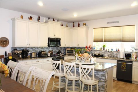 Townhouse in Windermere, Florida 3 bedrooms, 197.7 sq.m. № 1719544 - photo 20