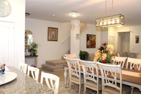 Townhouse in Windermere, Florida 3 bedrooms, 197.7 sq.m. № 1719544 - photo 23