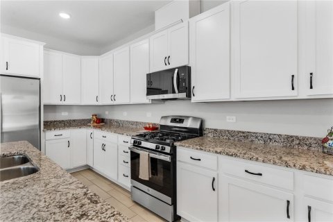 Villa ou maison à vendre à Okahumpka, Floride: 4 chambres, 192.77 m2 № 1602031 - photo 17