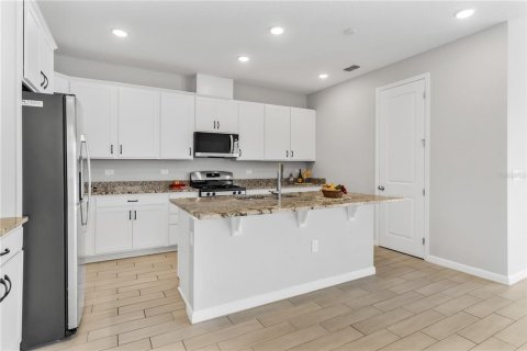 Villa ou maison à vendre à Okahumpka, Floride: 4 chambres, 192.77 m2 № 1602031 - photo 14