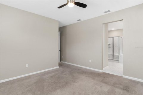 Villa ou maison à vendre à Okahumpka, Floride: 4 chambres, 192.77 m2 № 1602031 - photo 20