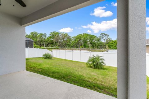 Villa ou maison à vendre à Okahumpka, Floride: 4 chambres, 192.77 m2 № 1602031 - photo 9