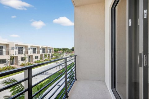 Touwnhouse à louer à Miami, Floride: 4 chambres № 2081402 - photo 14