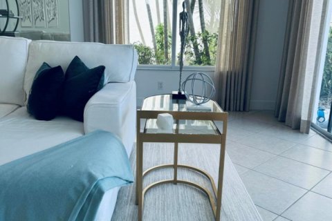Villa ou maison à louer à Palm Beach Gardens, Floride: 3 chambres, 243.13 m2 № 1175274 - photo 1