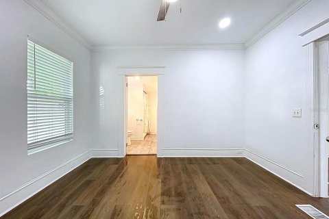 Casa en venta en Tampa, Florida, 2 dormitorios, 94.39 m2 № 1835571 - foto 8