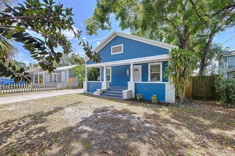 Casa en venta en Tampa, Florida, 2 dormitorios, 94.39 m2 № 1835571 - foto 3