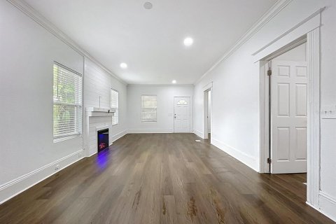 Casa en venta en Tampa, Florida, 2 dormitorios, 94.39 m2 № 1835571 - foto 4