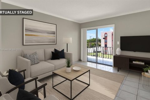 Condo in Miami, Florida, 2 bedrooms  № 1881629 - photo 1