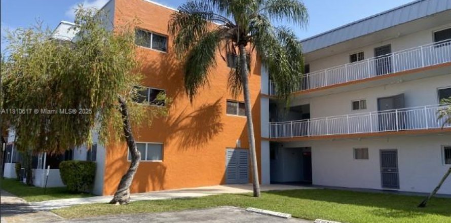 Condo à Miami, Floride, 2 chambres  № 1965849
