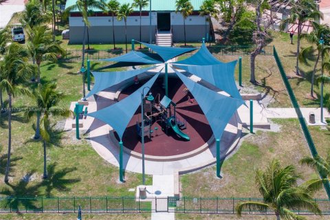 Condominio en venta en Miami, Florida, 47.19 m2 № 1777588 - foto 27
