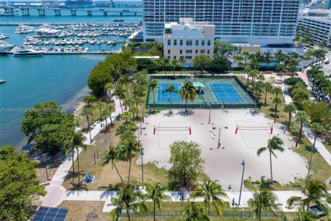 Condominio en venta en Miami, Florida, 47.19 m2 № 1777588 - foto 21