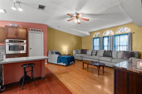House in Plant City, Florida 4 bedrooms, 169.83 sq.m. № 1844943 - photo 24