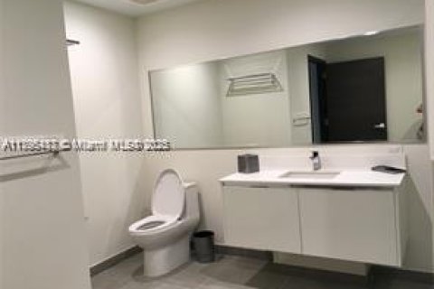 Condo in Hollywood, Florida, 1 bedroom  № 1860981 - photo 8