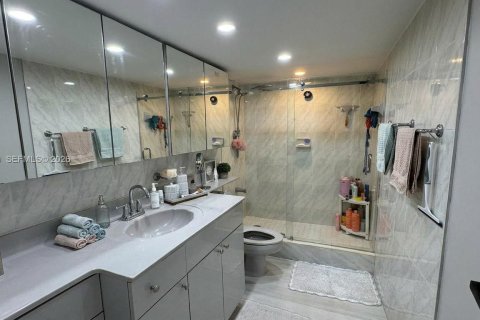 Condominio en alquiler en Miami Beach, Florida, 1 dormitorio, 95.32 m2 № 2079212 - foto 10