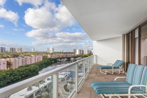 Copropriété à vendre à Aventura, Floride: 2 chambres, 219.25 m2 № 2059829 - photo 9