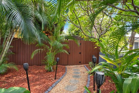 Villa ou maison à vendre à Hollywood, Floride: 2 chambres, 90.86 m2 № 2435467 - photo 4