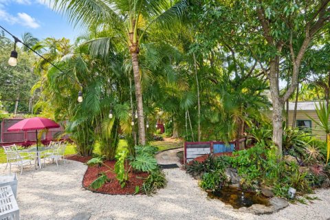 Villa ou maison à vendre à Hollywood, Floride: 2 chambres, 90.86 m2 № 2435467 - photo 24