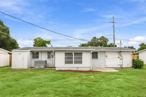 Villa ou maison à vendre à Bradenton, Floride: 2 chambres, 95.88 m2 № 2399165 - photo 22