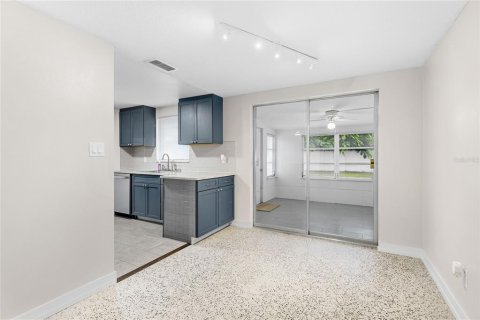Villa ou maison à vendre à Bradenton, Floride: 2 chambres, 95.88 m2 № 2399165 - photo 10