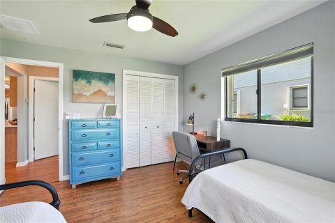 Casa en venta en Cape Coral, Florida, 3 dormitorios, 143.44 m2 № 1849467 - foto 29