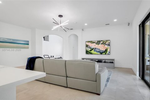 Villa ou maison à vendre à Cutler Bay, Floride: 5 chambres, 438.22 m2 № 2052467 - photo 23