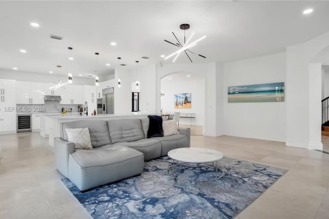 Villa ou maison à vendre à Cutler Bay, Floride: 5 chambres, 438.22 m2 № 2052467 - photo 25