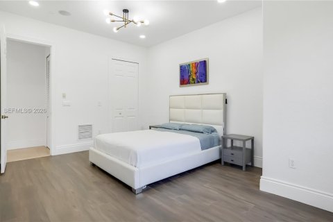 Villa ou maison à vendre à Cutler Bay, Floride: 5 chambres, 438.22 m2 № 2052467 - photo 26