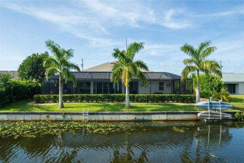 Casa en venta en Cape Coral, Florida, 3 dormitorios, 222.69 m2 № 1383323 - foto 6