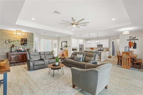 Casa en venta en Cape Coral, Florida, 3 dormitorios, 222.69 m2 № 1383323 - foto 12